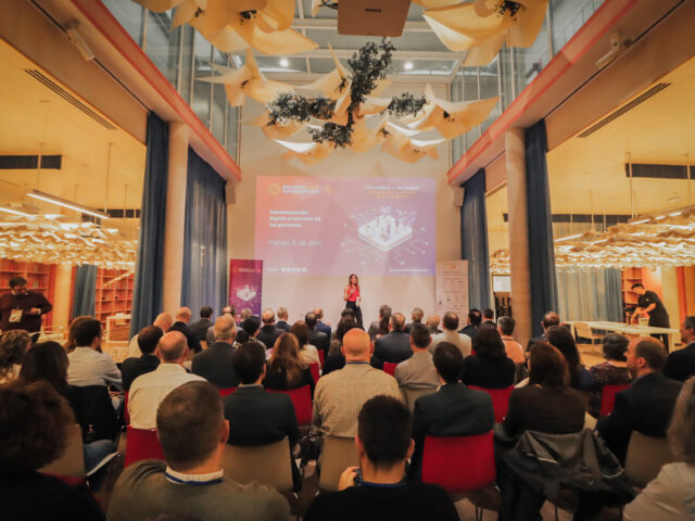 Semana Informática aborda las claves para un futuro digital seguro, sostenible y centrado en las personas